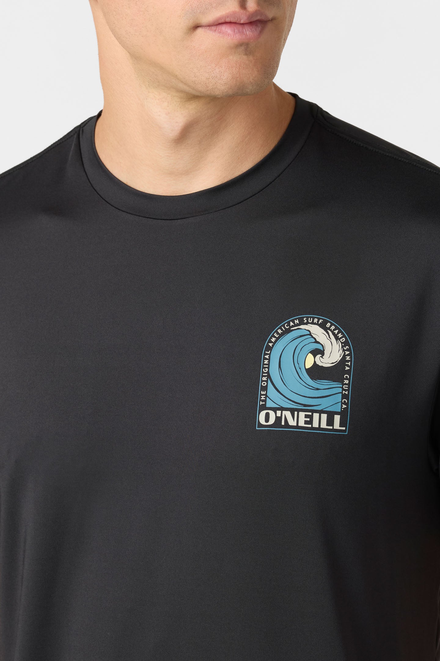 TRVLR Upf Tee - Swell Standard Fit Tee - Black | O'Neill
