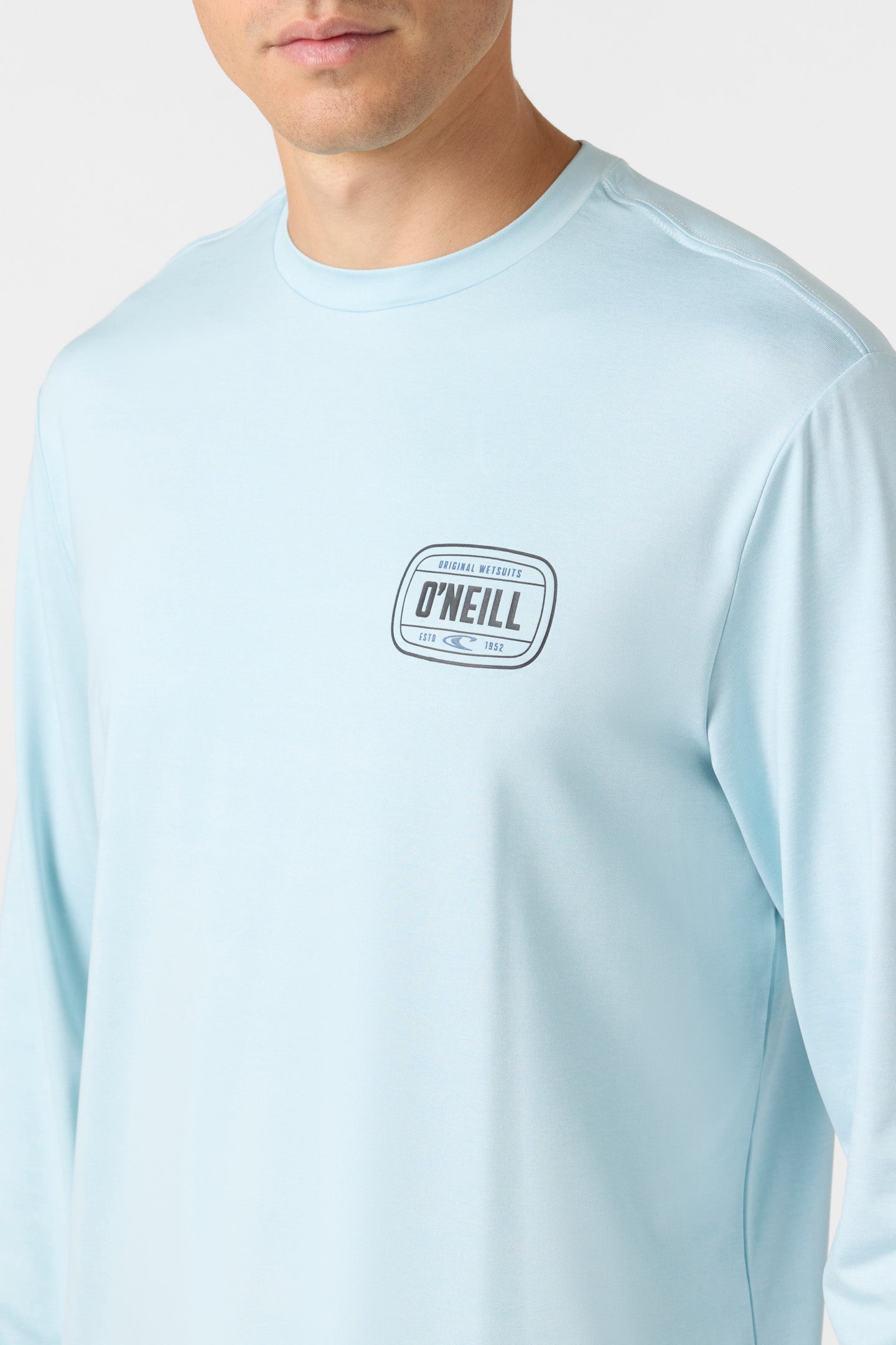 TRVLR Upf Tee - Wordmark Long Sleeve Pullover - Heather Light Blue