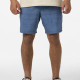 Perform Light Lined Elastic Waist 17" Hybrid Shorts