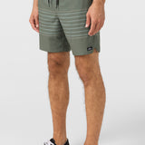 Perform Light Lined Elastic Waist 17" Hybrid Shorts