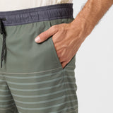 Perform Light Lined Elastic Waist 17" Hybrid Shorts