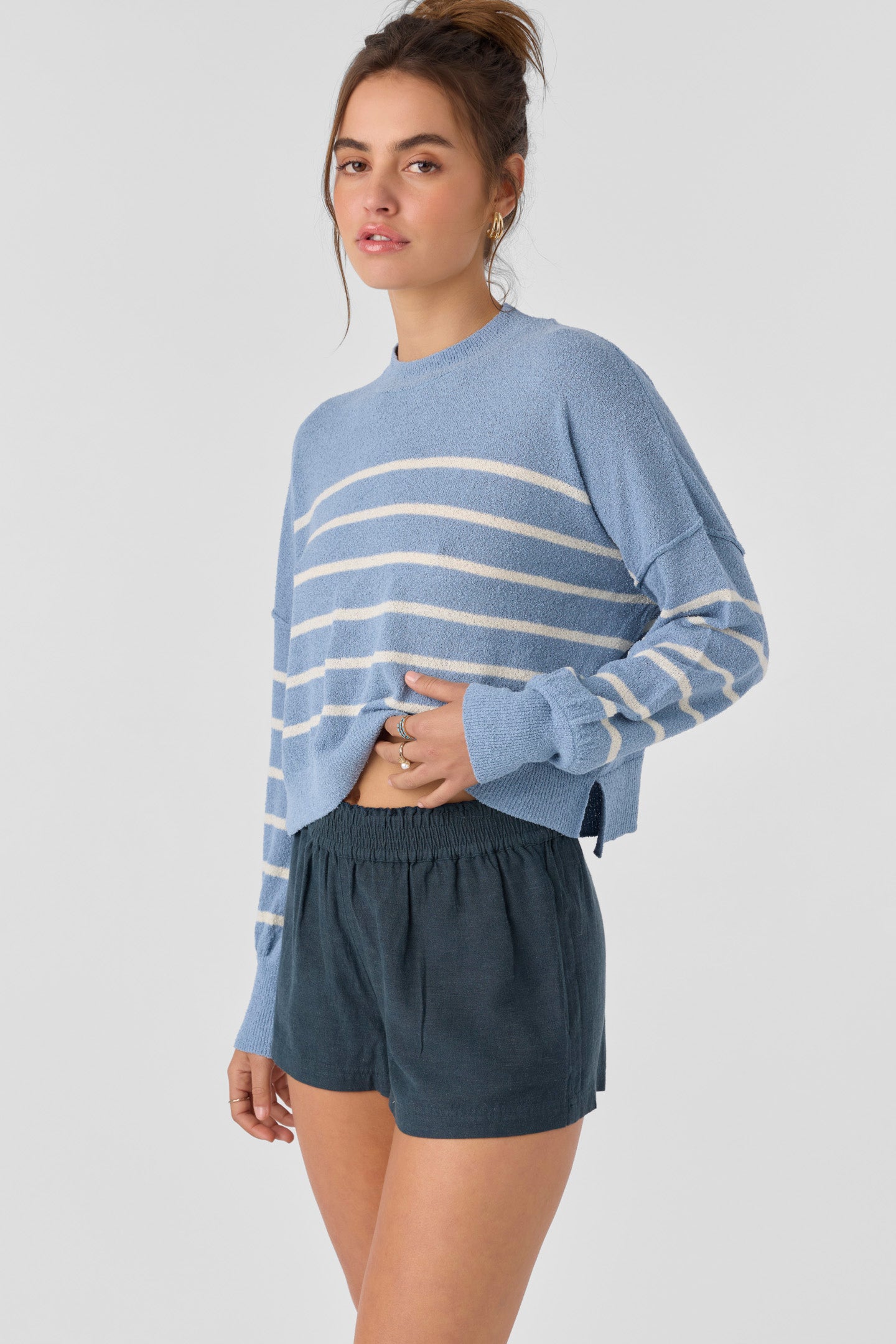 ZEPHI LONG SLEEVE SWEATER