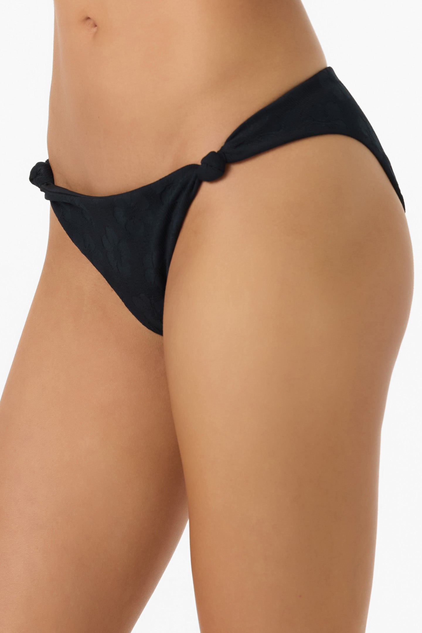 Hibiscus Tide Atlantic Full Bottoms - Black | O'Neill