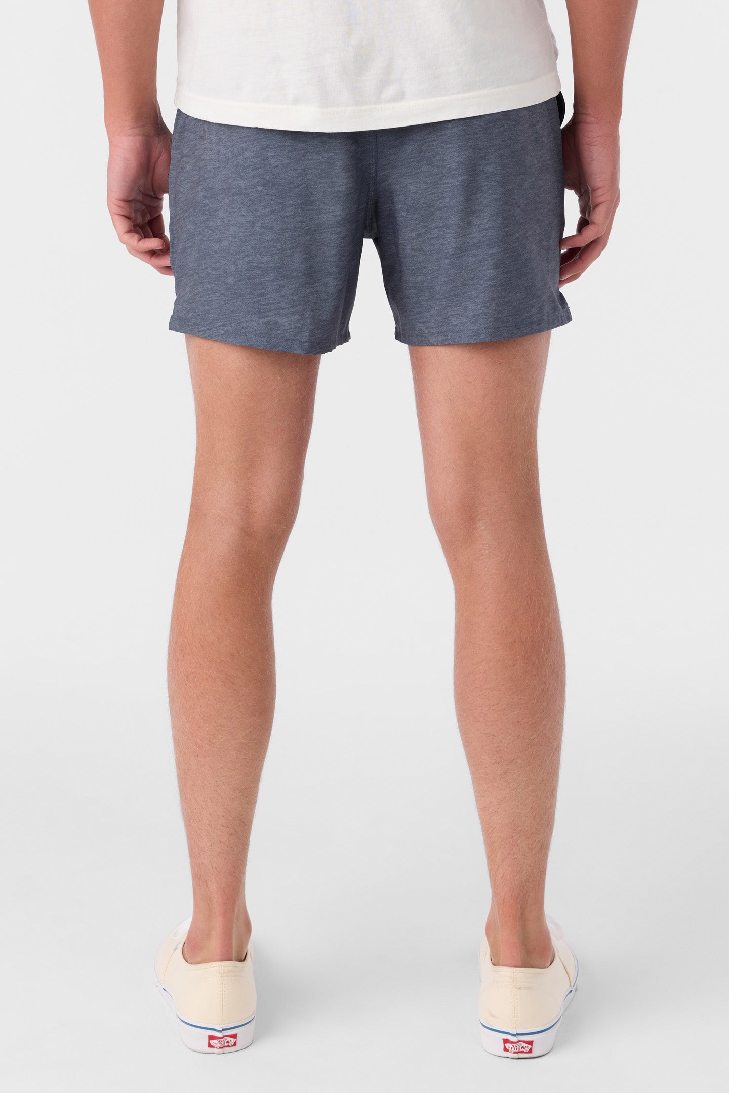 PERFORM LINED 15" ATHLETIC SHORTS