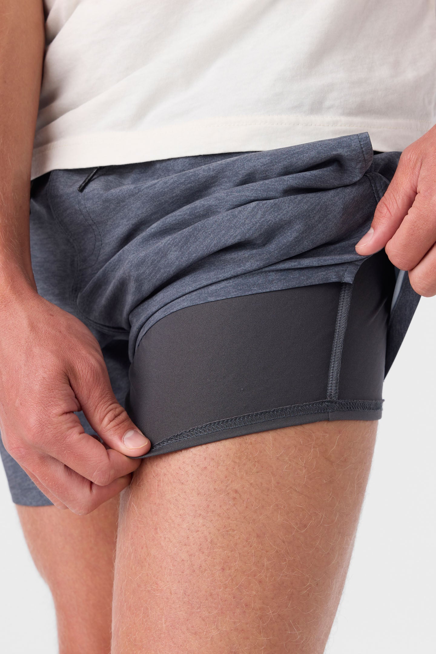 PERFORM LINED 15" ATHLETIC SHORTS