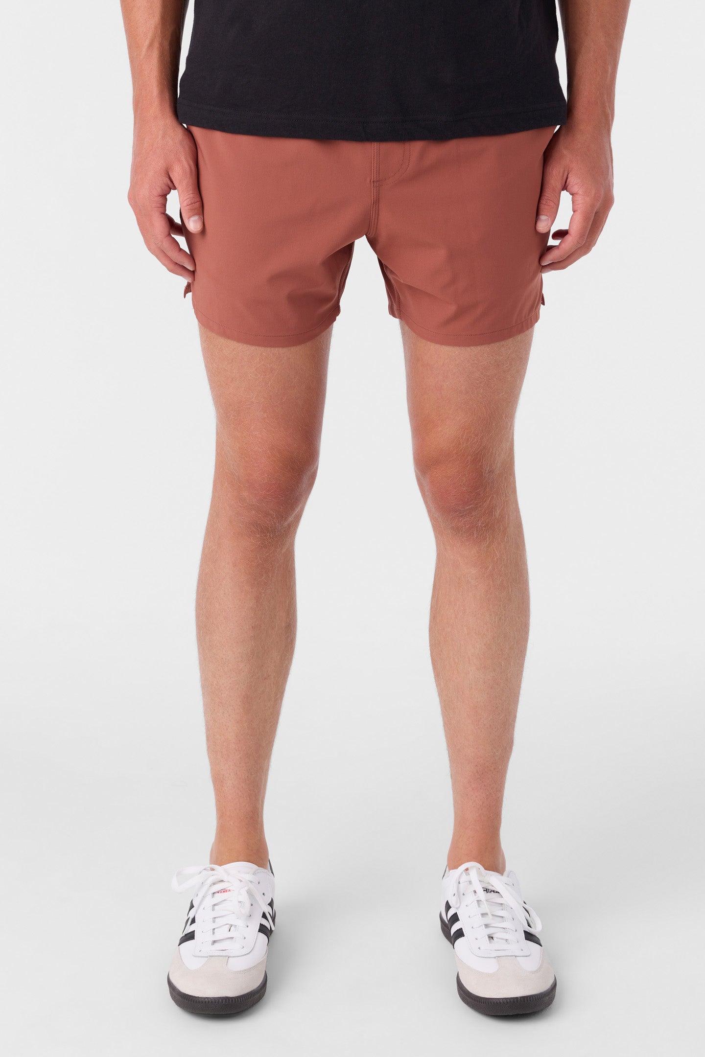 PERFORM LINED 15" ATHLETIC SHORTS