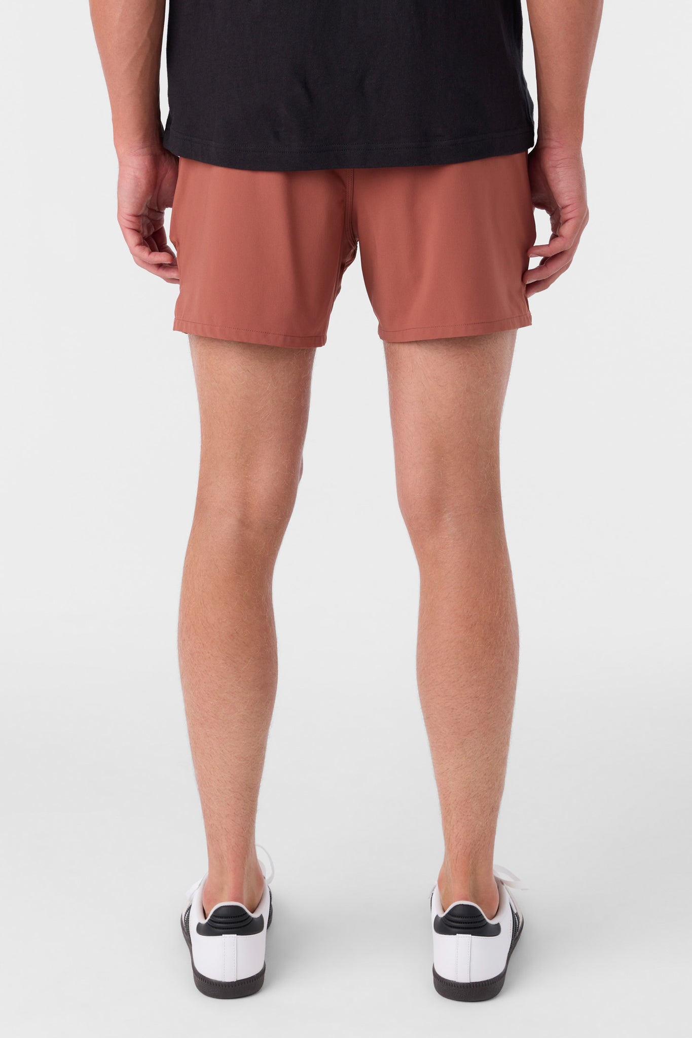 PERFORM LINED 15" ATHLETIC SHORTS