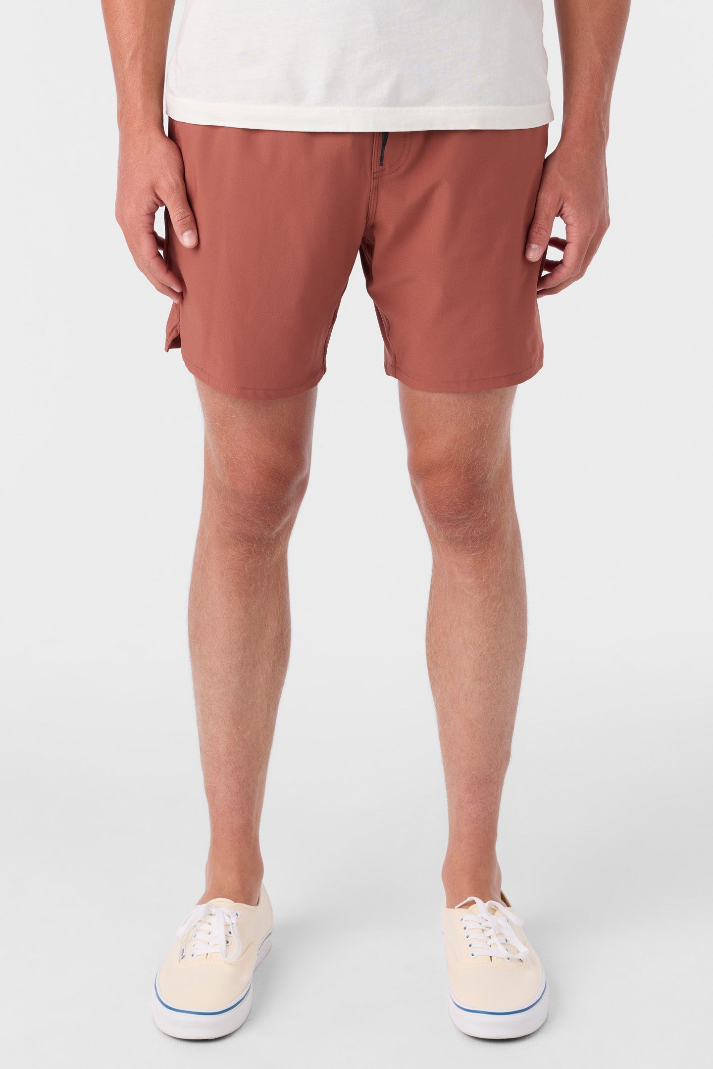 PERFORM LINED 17" ATHLETIC SHORTS