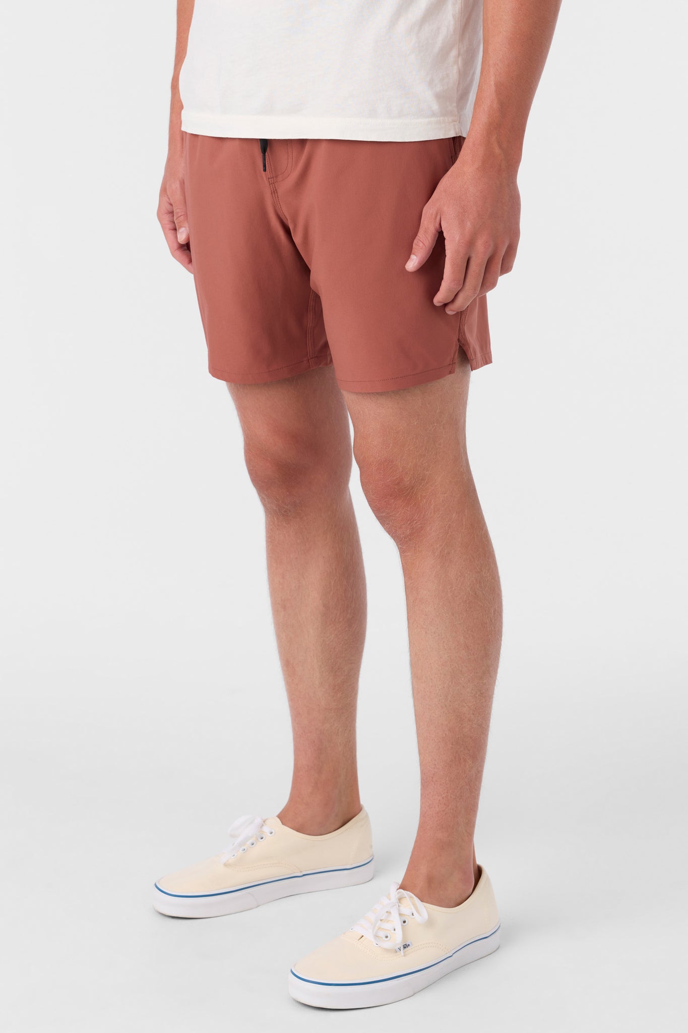 PERFORM LINED 17" ATHLETIC SHORTS