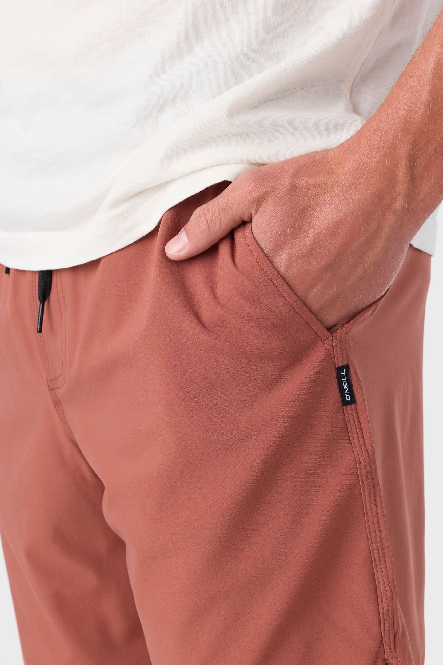 PERFORM LINED 17" ATHLETIC SHORTS