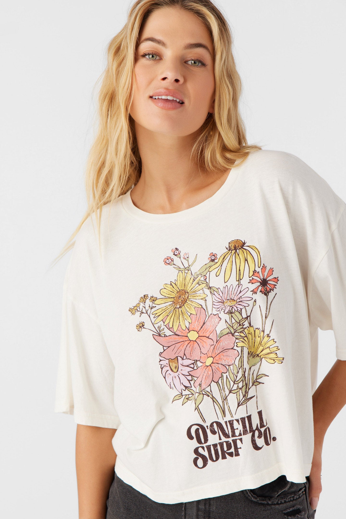 BOUQUET TEE