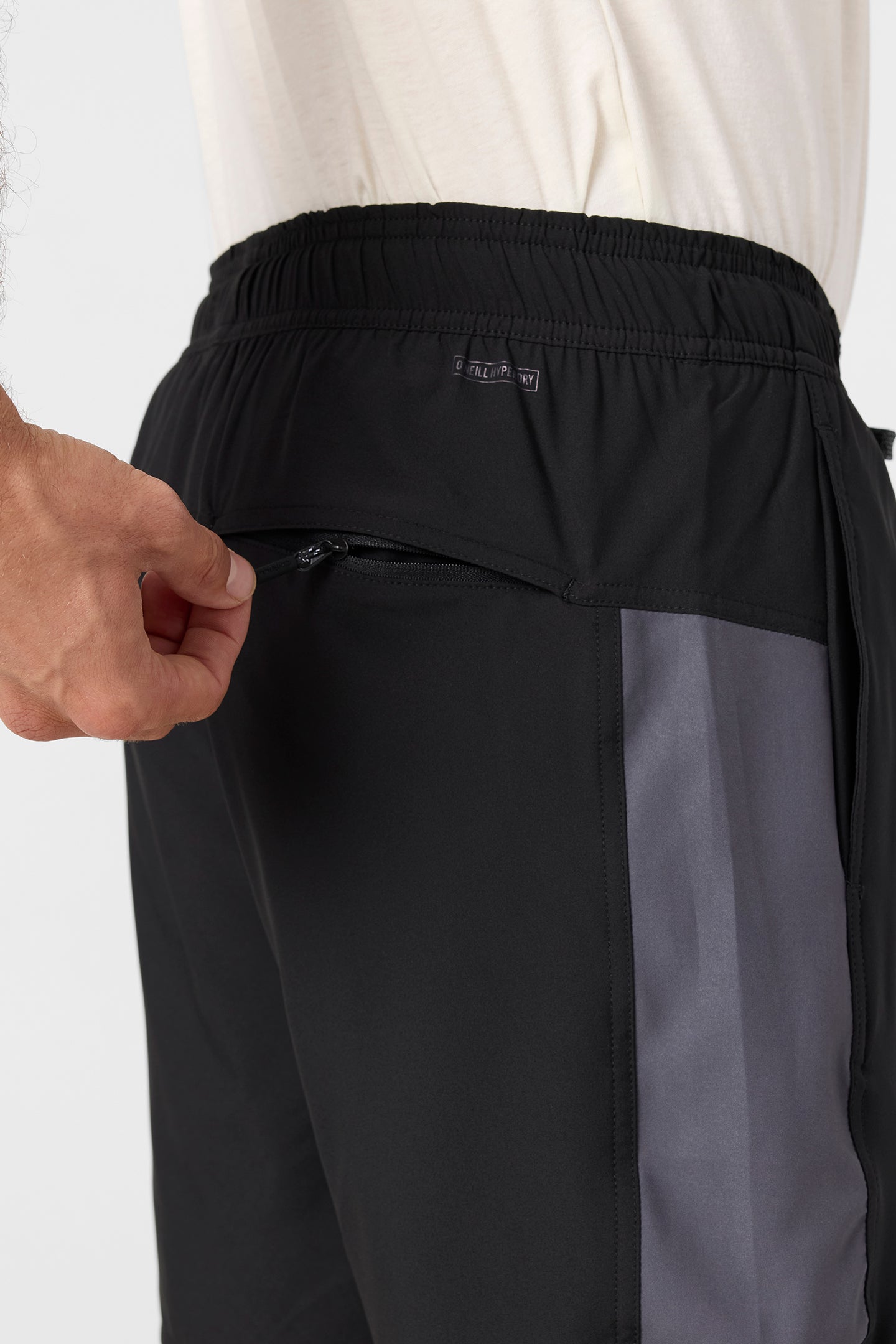 Perform Light Tech Panel Lined Elastic Waist 17