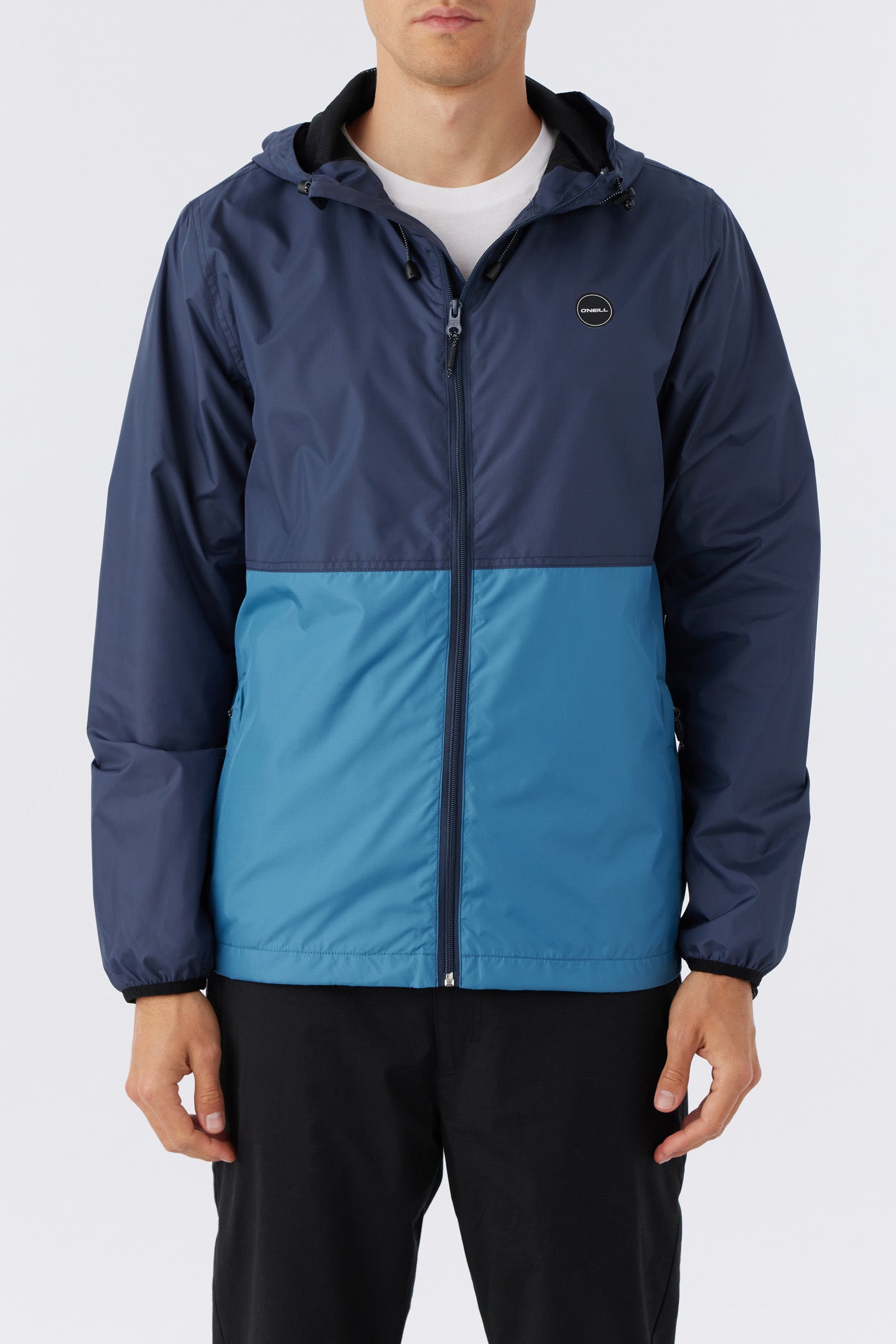 NOMADIC WINDBREAKER