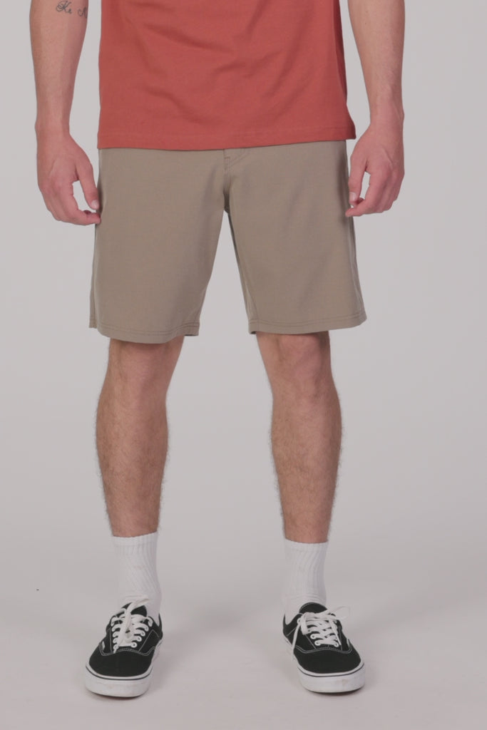 Reserve Light Check 19" Hybrid Shorts - Dark Khaki 2 | O'Neill