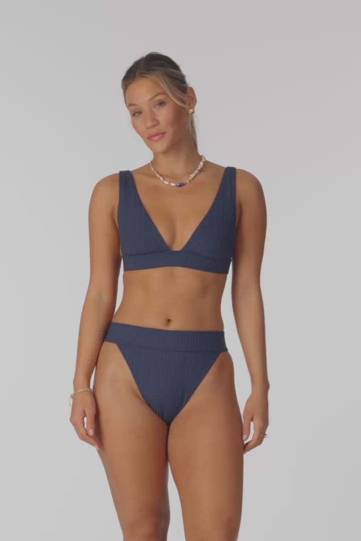 Shorebreak Rib Cancun Bralette Top - Navy | O'Neill