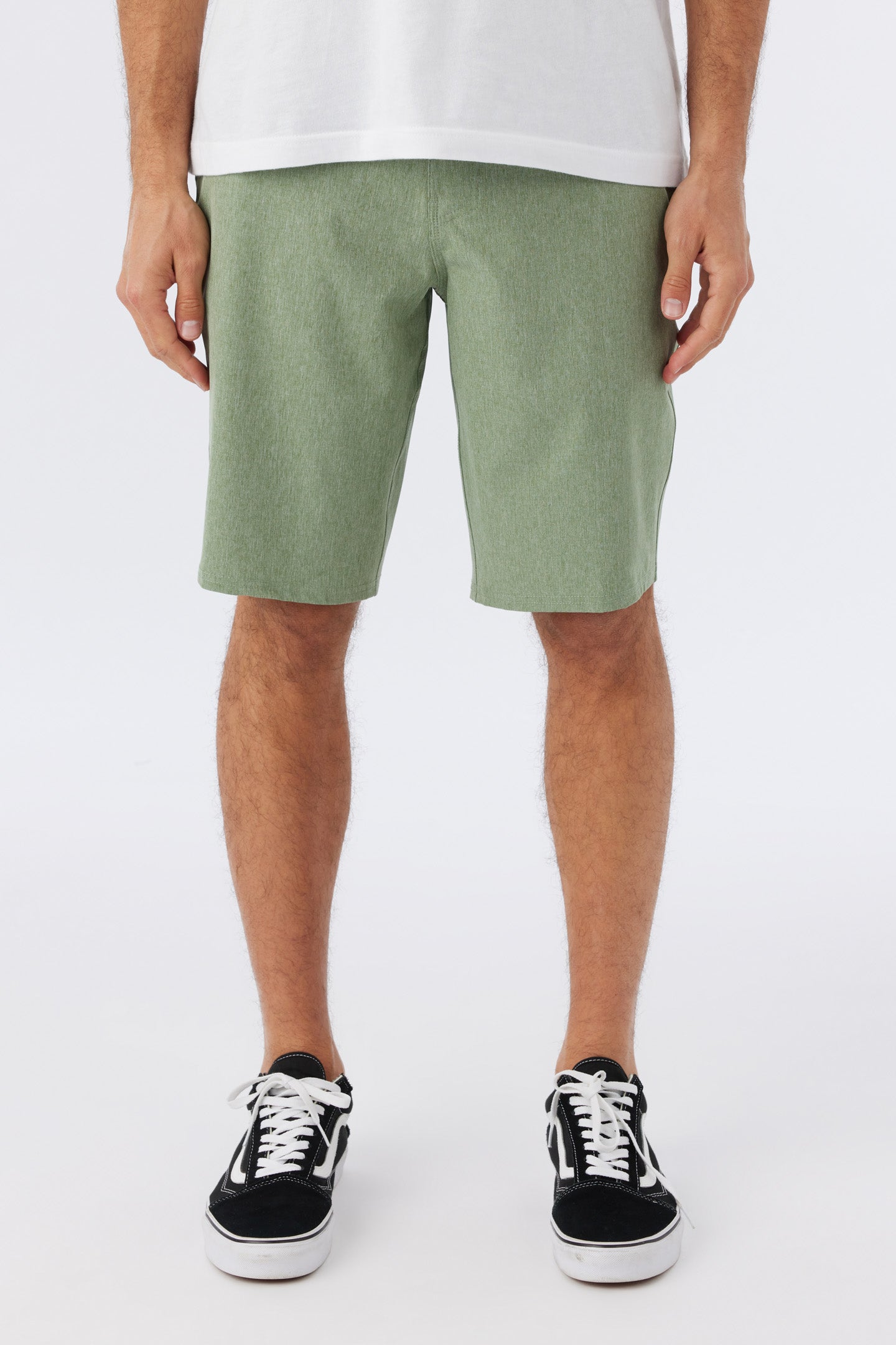 RESERVE HEATHER 21" HYBRID SHORTS