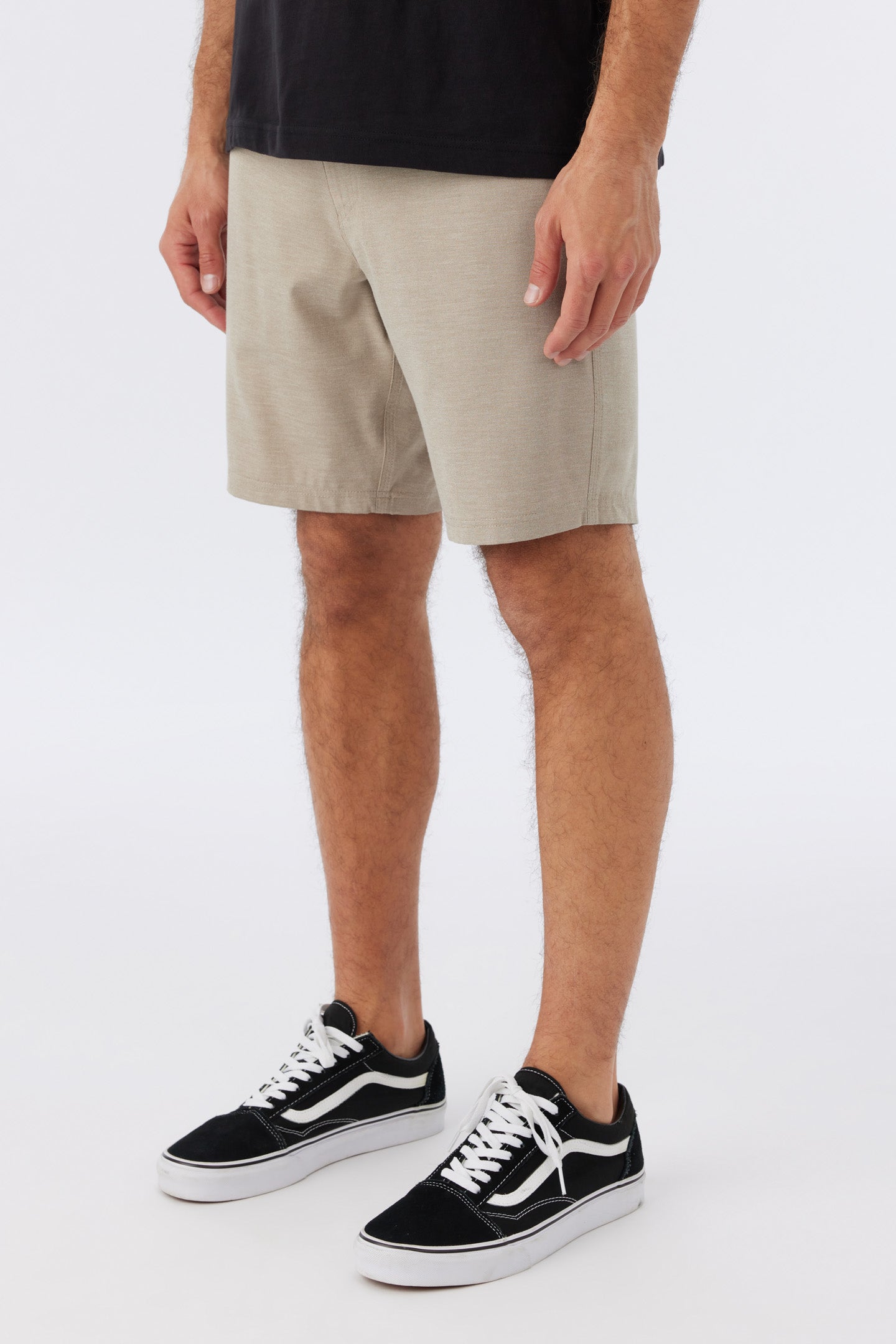 RESERVE LIGHT CHECK 19" HYBRID SHORTS