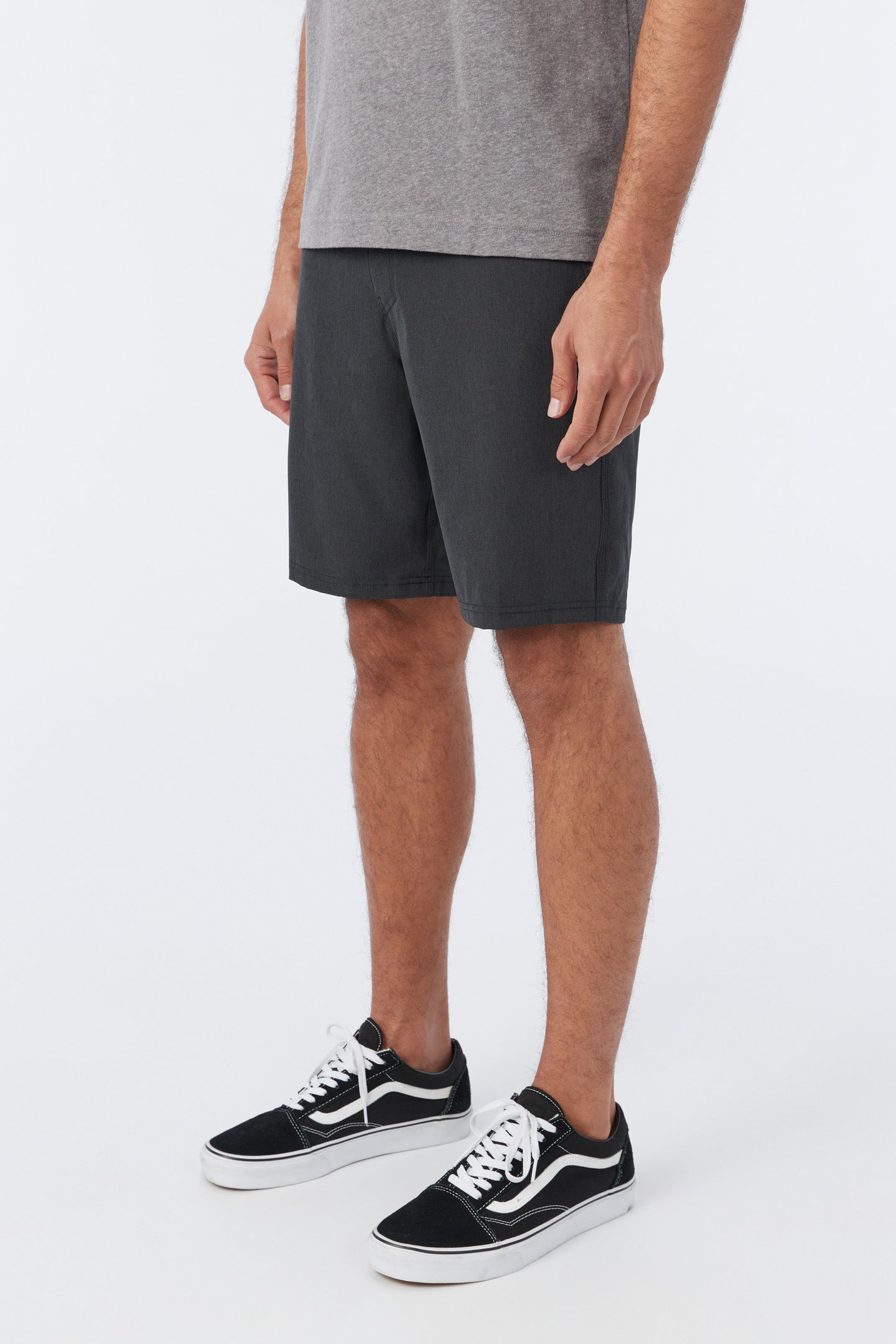 RESERVE HEATHER 19" HYBRID SHORTS