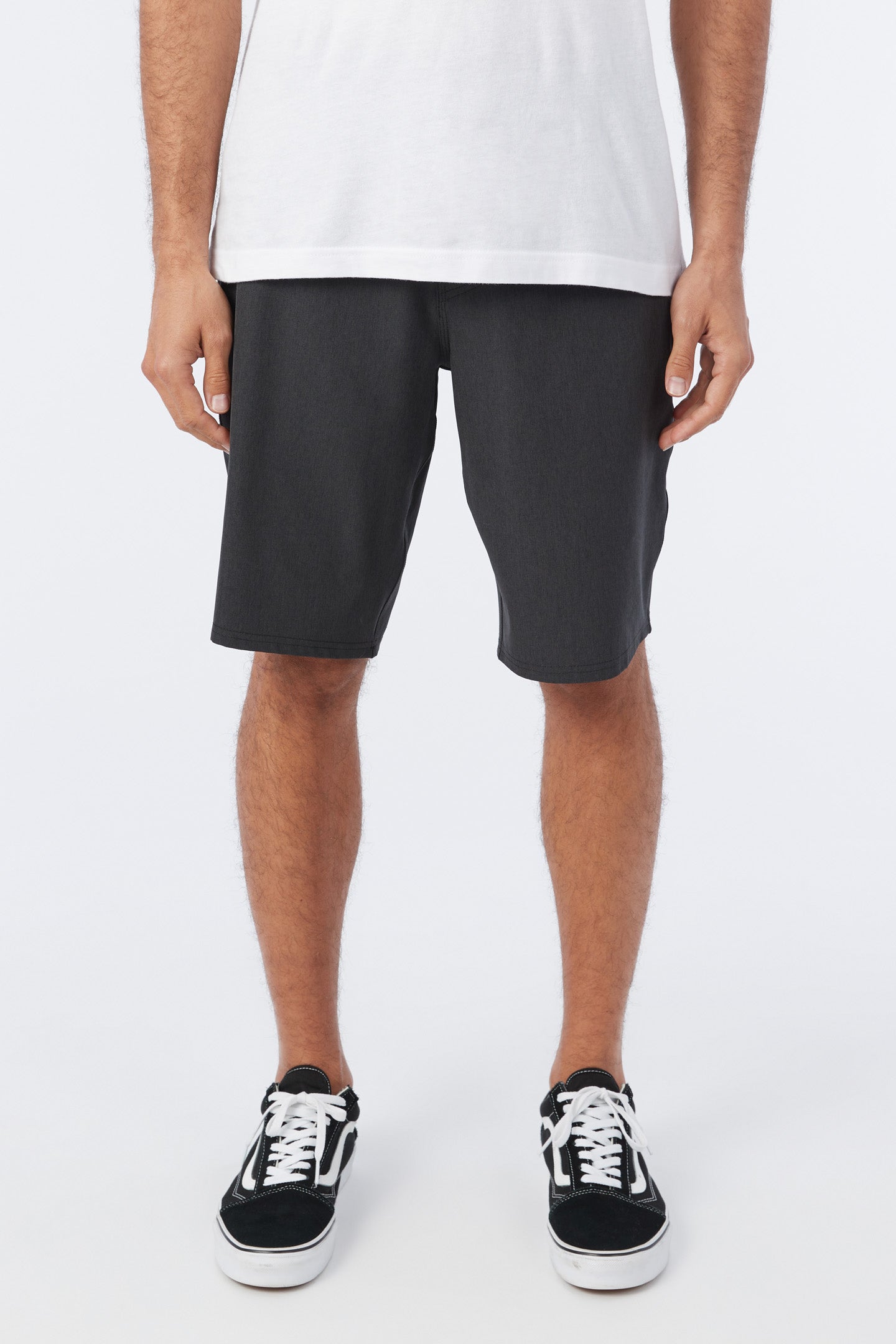 RESERVE HEATHER 21" HYBRID SHORTS