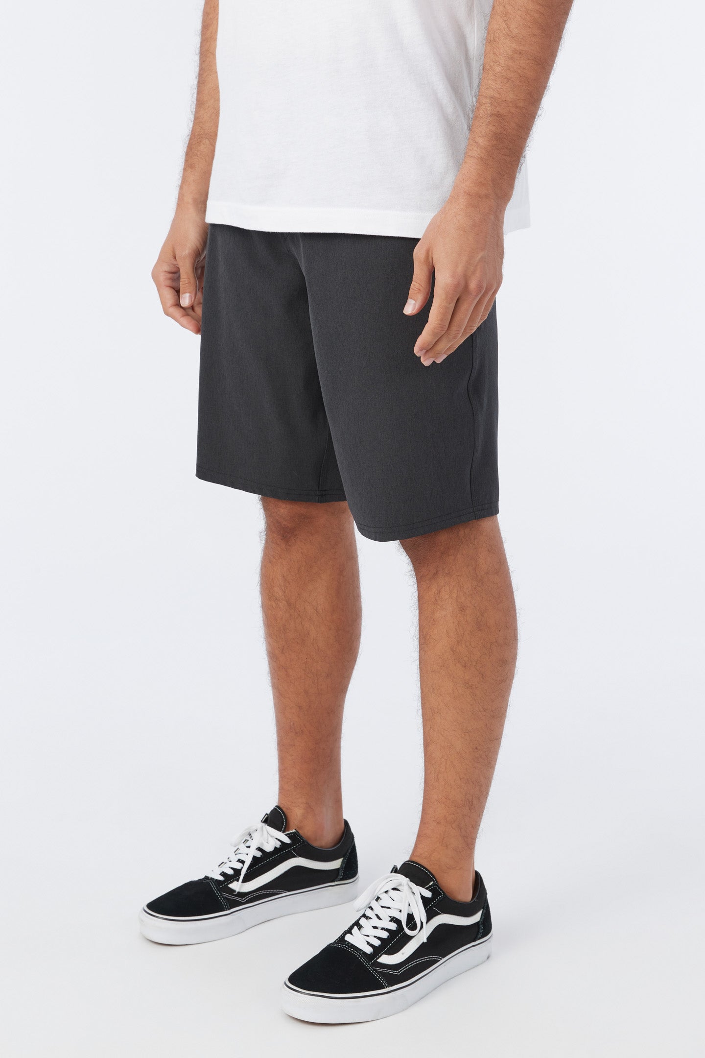 RESERVE HEATHER 21" HYBRID SHORTS