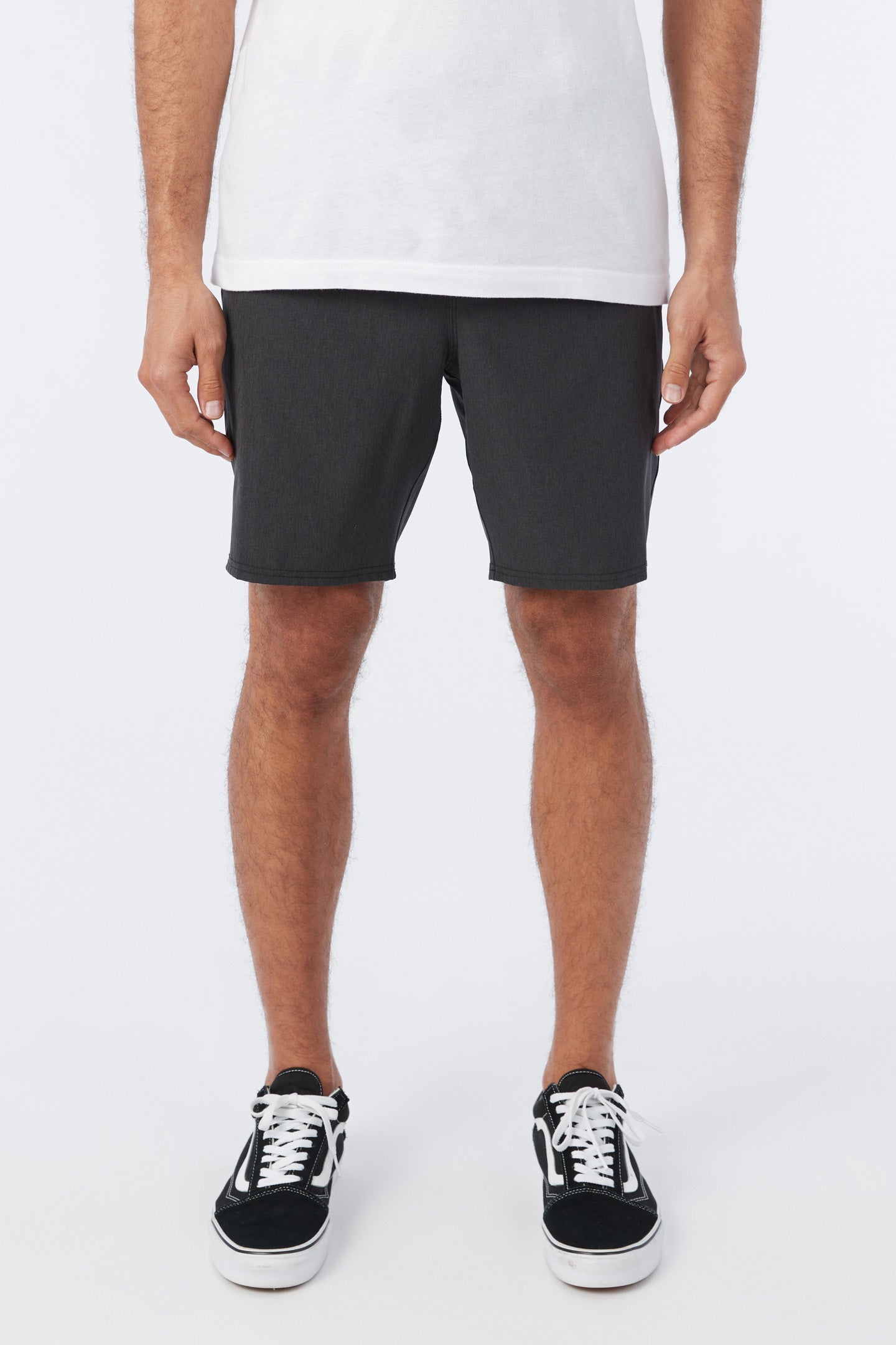 RESERVE ELASTIC WAIST 18" HYBRID SHORTS