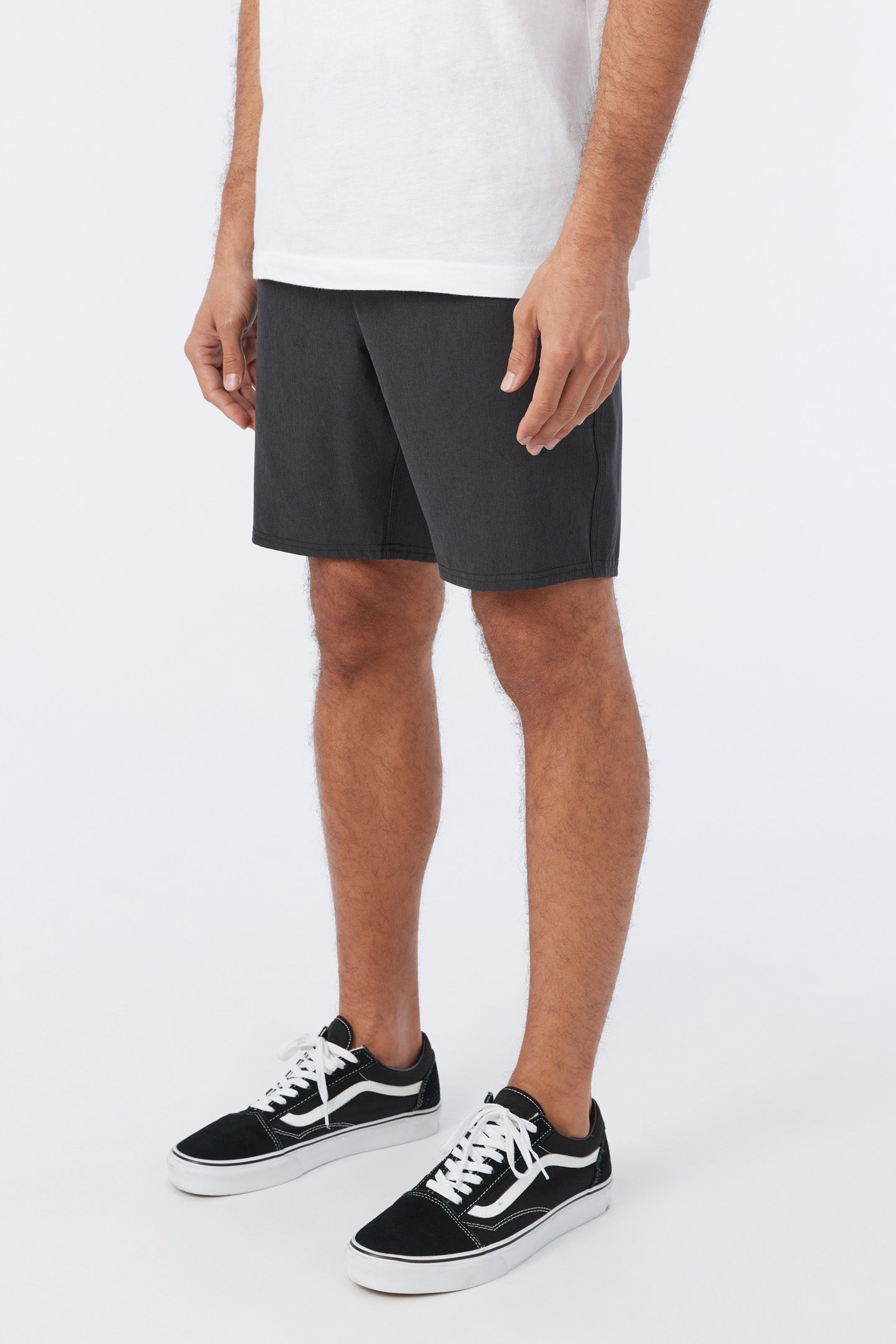 RESERVE ELASTIC WAIST 18" HYBRID SHORTS