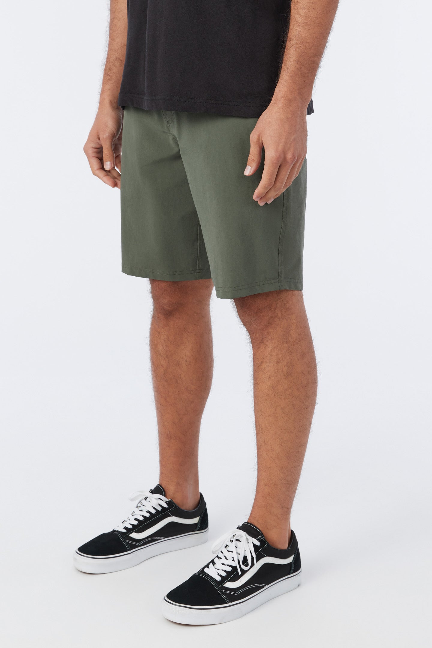 TRVLR EXPEDITION 20" HYBRID SHORTS