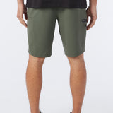 TRVLR Expedition 20" Hybrid Shorts