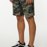 Interlude 19'' Hybrid Shorts